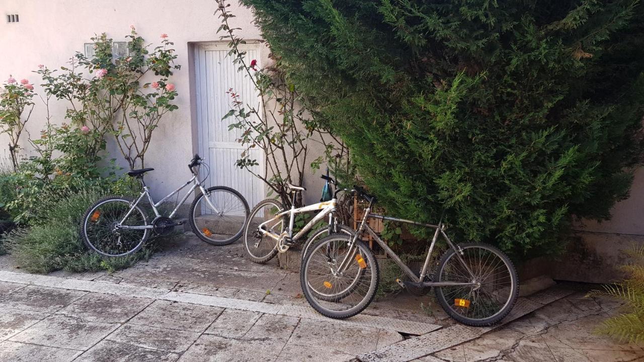Apartamento Les Petites Forges Auxonne Exterior foto