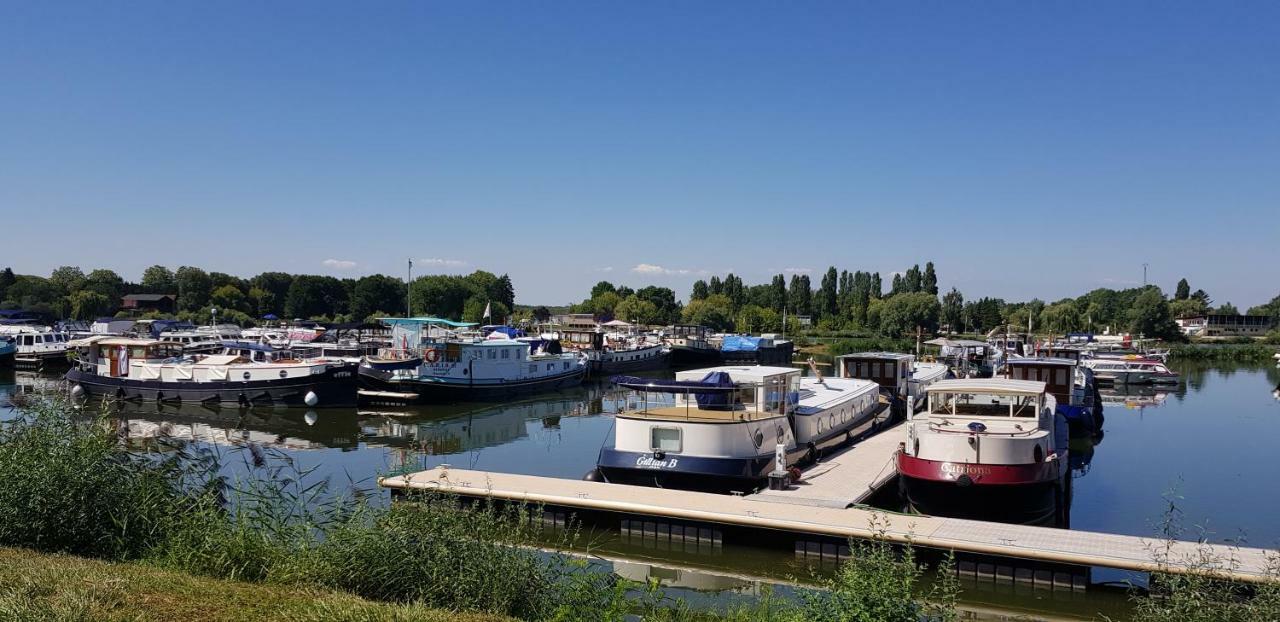 Apartamento Les Petites Forges Auxonne Exterior foto